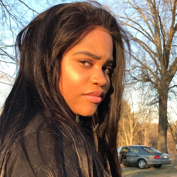 Meet your Posher, Kadie - Picture 5 of 5